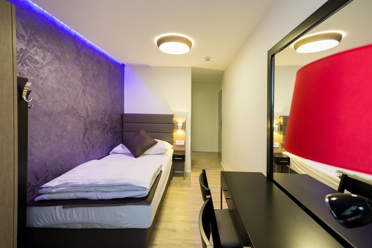 Hotel Sleep & Go Self-Check-In Zurich Exterior photo